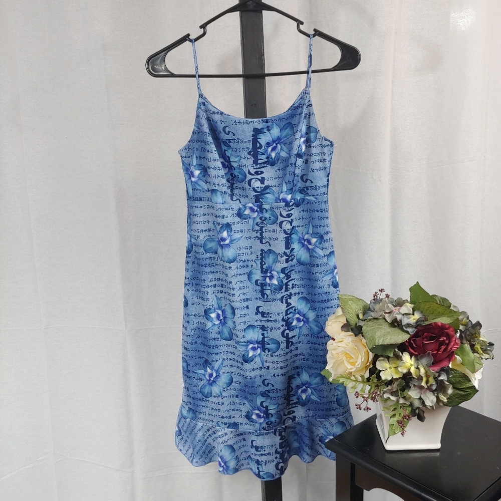 Girlfriends LA Blue Dress.  3.        M16